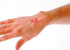 教你按摩5大“暖身穴”告別手腳冰涼！